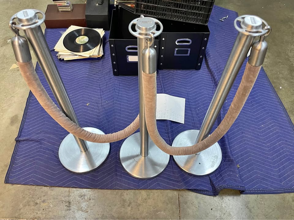 Stanchion Rope Barriers