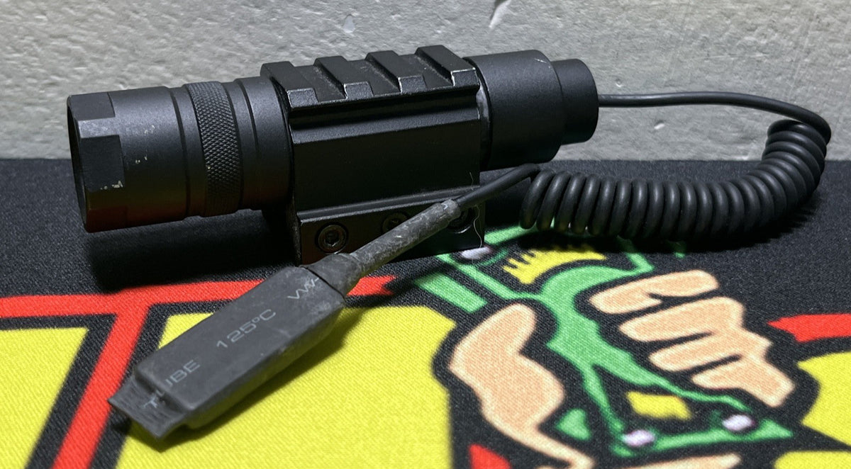 LED T5 150 Lumen Tactical Flashlight + Remote Pressure Switch