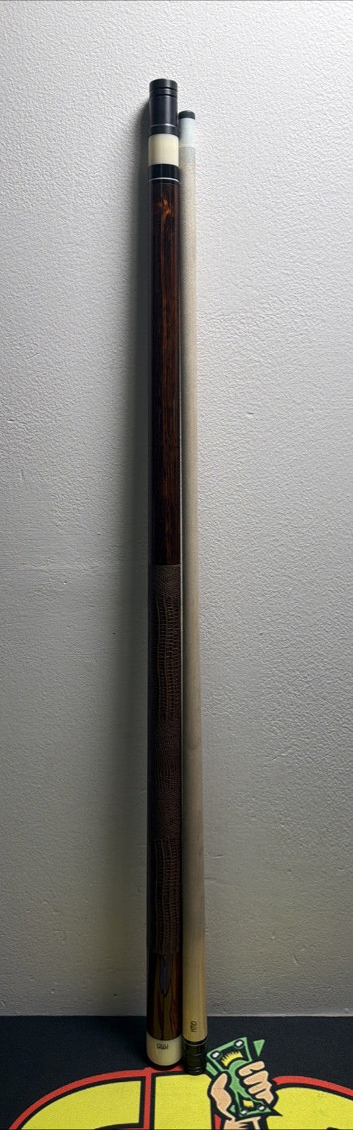 Giuli Custom Pool Cue - 58", 15.4 oz, Curly Brown Maple, Leather Wrap
